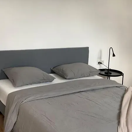 Farawayhomes Klagenfurt #1 Apartman